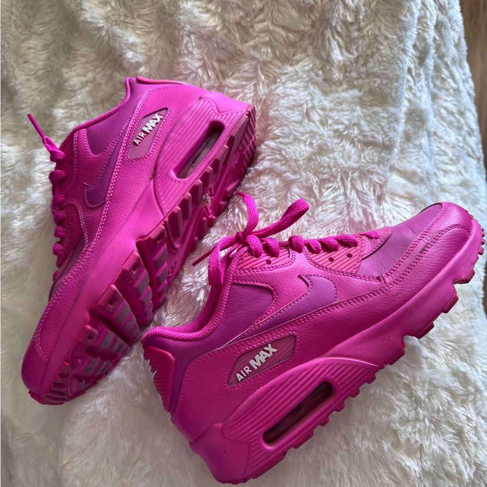 Nike Air Max Women's Pink Sneakers